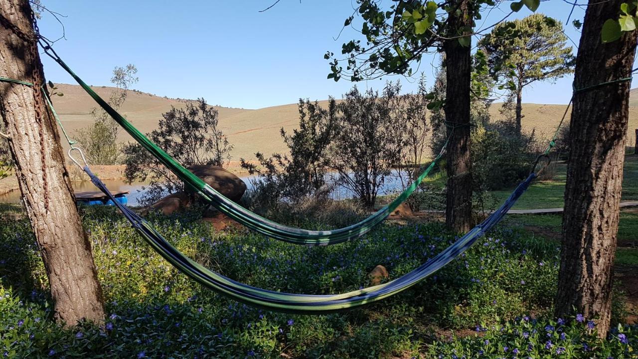 מלון אונדרברג Nguni Moon Tepee Camp מראה חיצוני תמונה