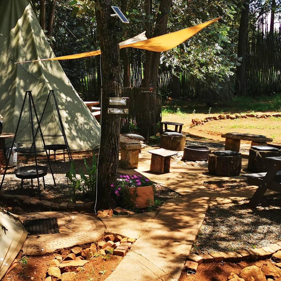 מלון אונדרברג Nguni Moon Tepee Camp מראה חיצוני תמונה