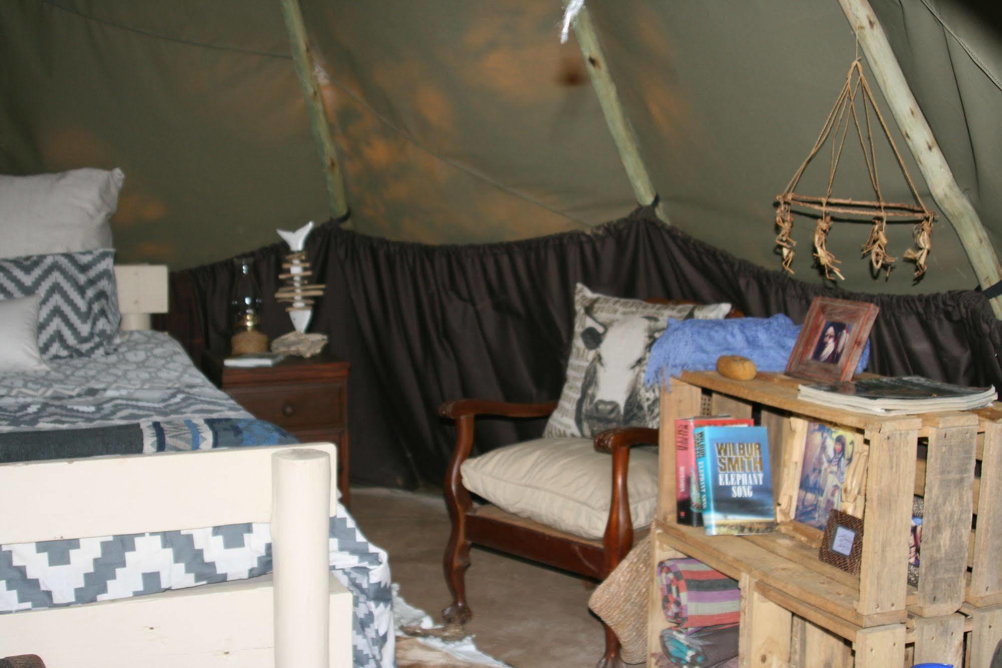 מלון אונדרברג Nguni Moon Tepee Camp מראה חיצוני תמונה