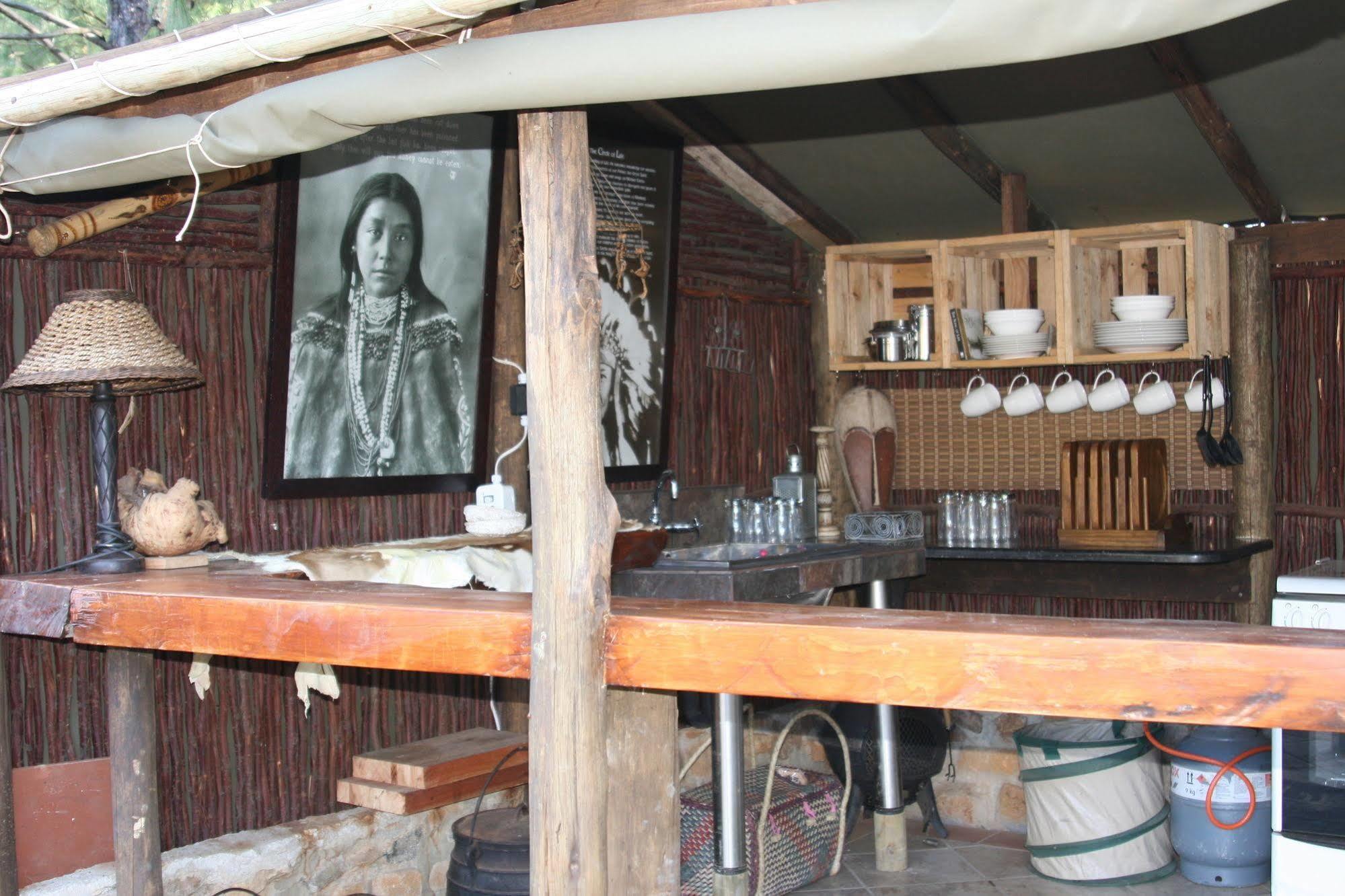 מלון אונדרברג Nguni Moon Tepee Camp מראה חיצוני תמונה